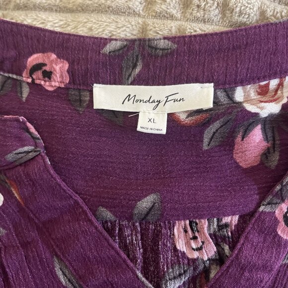 Womens Size XL Monday Fun Floral 3/4 Sleeve Pullover Blouse Tunic - Picture 5 of 12